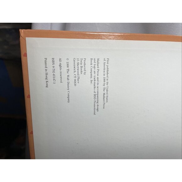 Disney's The New Adventures of Winnie the Pooh: Stripes Large Hardcover Kid Book - Picture 7 of 10